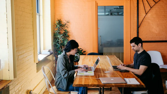 How Young Entrepreneurs Are Revolutionizing the Modern Startup Landscape Today